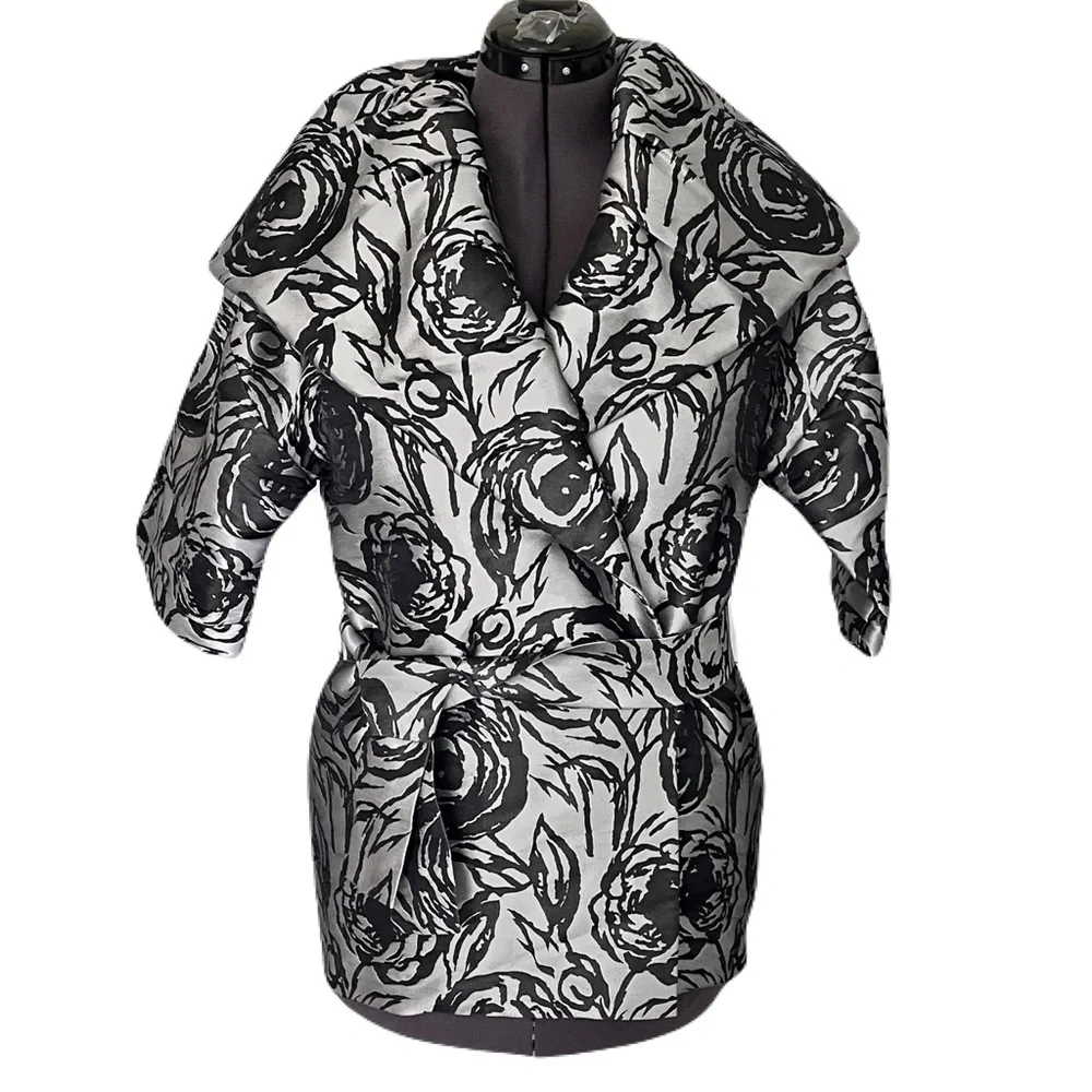 St. John Silver and Black Silk Blend Floral Wrap Belted Kimono Jacket, Size 6